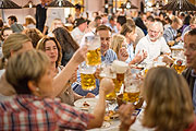 Heimer auf dem Oktoberfest (©Foto: Fotostudio Photogenika)